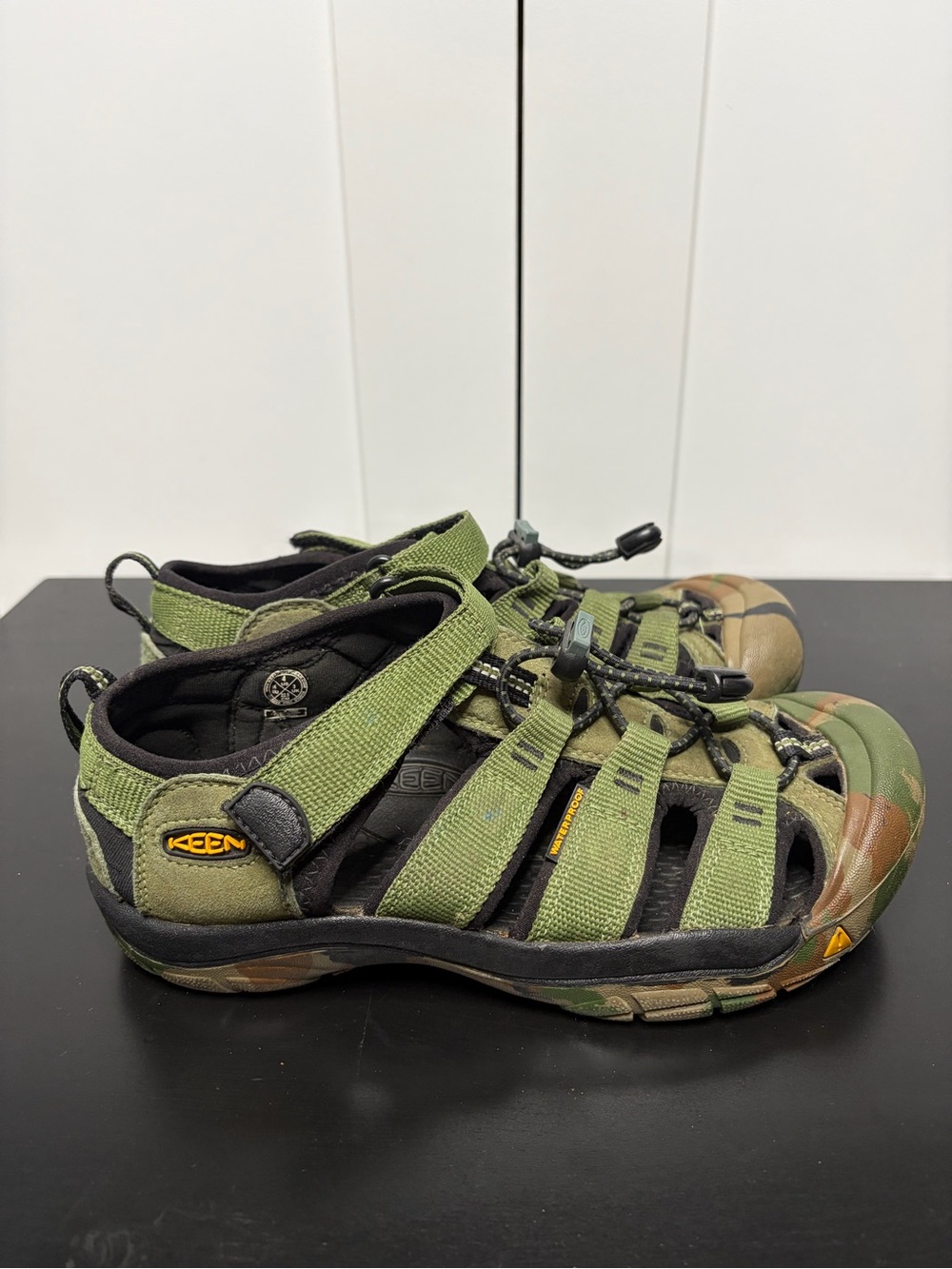 Keen Big Kids' Newport H2 Hiking Sandal in Camouflage & Olive Green - Size 4